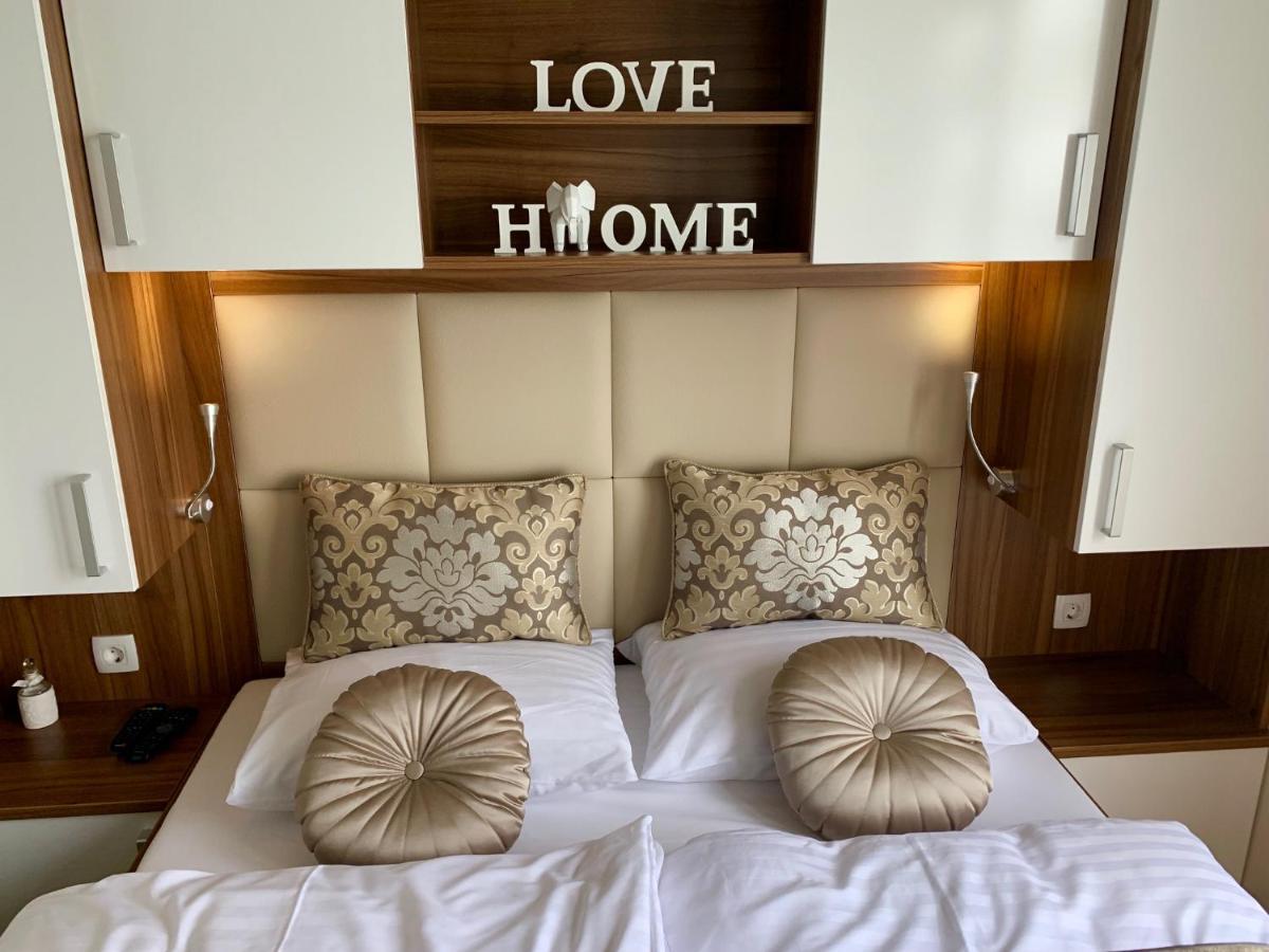 Floating Sea House Aurora Villa Portoroz Ngoại thất bức ảnh